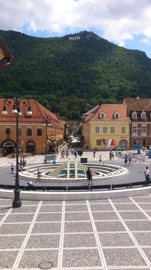 Republicii Apartment Historic Center Braşov Exteriör bild